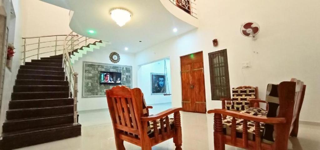 La Bay Luxury Beach Bungalow Puducherry Exterior foto